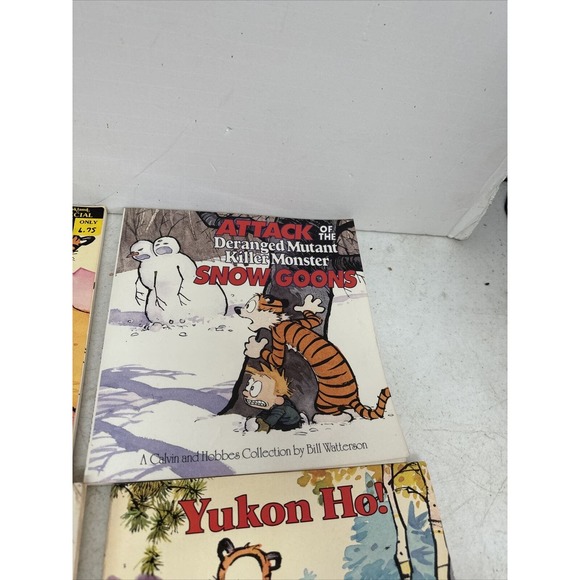 Calvin and Hobbes Books Lot Of 8 Bill Watterson Paperback - Picture 9 of 9